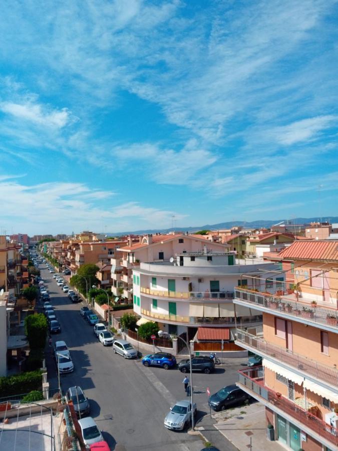 Appartamento Alessya Delux Ladispoli Esterno foto